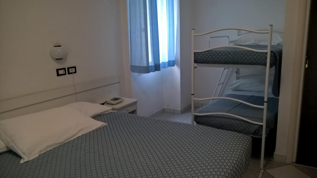 Hotel Elite Cattolica Pokoj fotografie